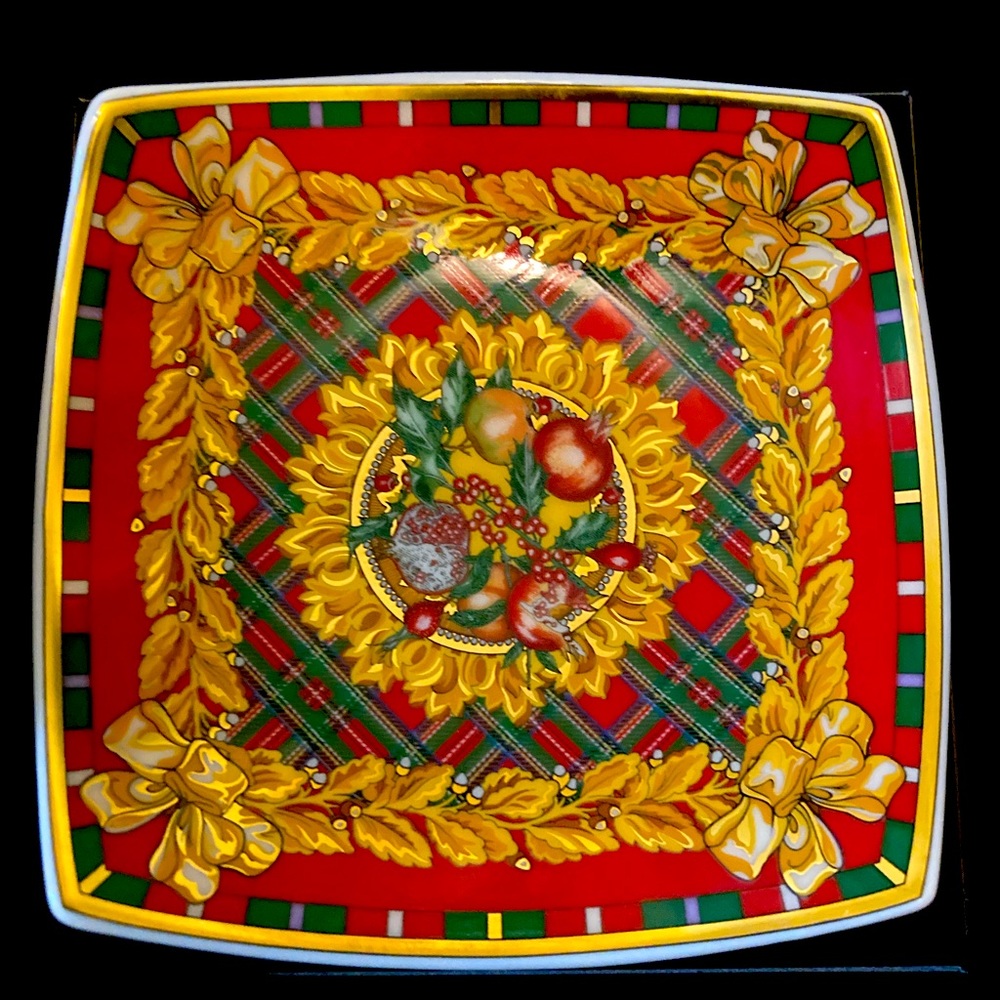 Decorative plate